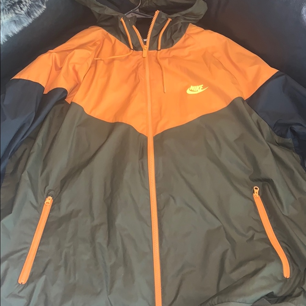 Nike WindBreaker